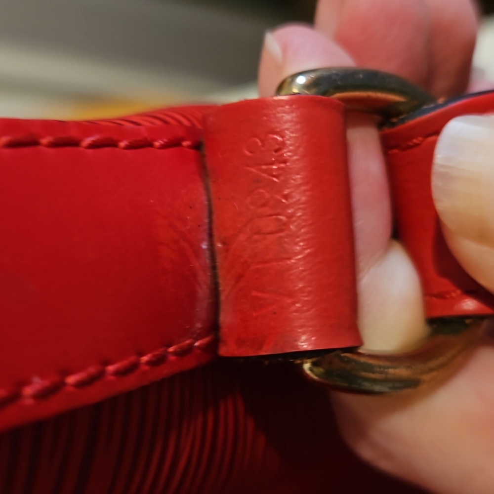 Vintage Louis Vuitton Noe GM in Red Epi Leather with wool dust bag - Picture 12 of 14
